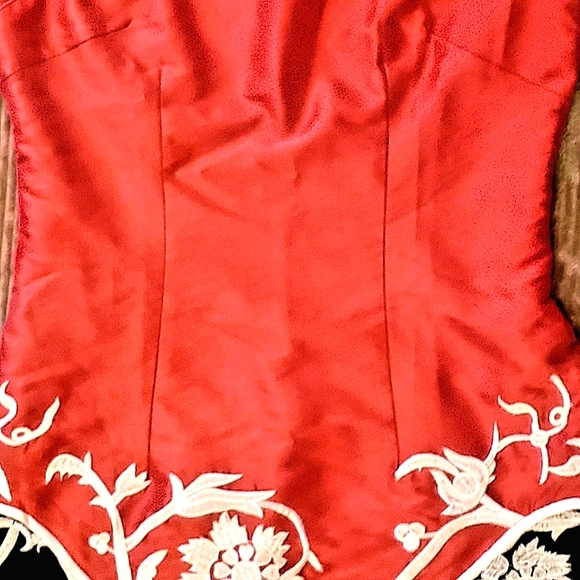 *****SOLD*****         Red Black Embroidered Asian Dress Cheongsam Qipao - Picture 4 of 11